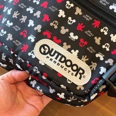 未使用　アウトドア ディズニーコラボ ボディバッグ の画像