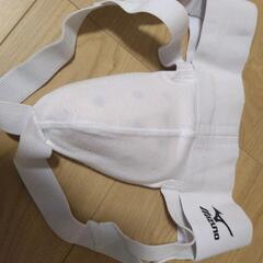 ミズノ　空手拳サポーター、防具セットの画像