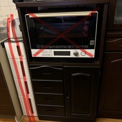オーブンラック（食器棚もあります
）の画像