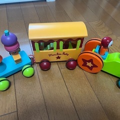 Moulin Roty ムーランロティ
 木のおもちゃ 汽車