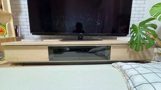 テレビボード