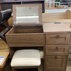 【ジモティー割引で最大15％OFF⭐️】 佐藤産業 ドレッサー 木製