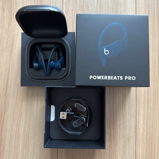 【最終値引】powerbeats ワイヤレスイヤホン