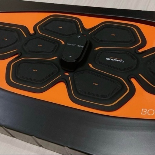 お腹引締めに大活躍 ！SIX PAD アブズベルト 本体 (腹周り用)