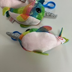 ty  カラフルのイッカクマスコットキーホルダーの画像