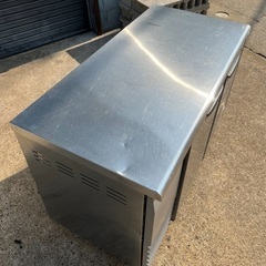サンヨー 業務用冷蔵庫 SUR-F1261SA 台下冷蔵庫 コールドテーブル 横120cm奥行き60cm 240Lの画像
