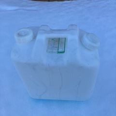 水入れポリ缶
