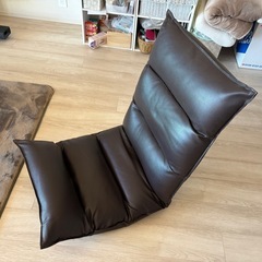 座椅子 LOWYA ダーク ブラウンPVC 合皮42段の画像