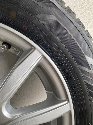 YOKOKAMA 　アルミホイール付きスタッドレスタイヤ　4本セット　195r/65r15