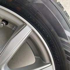 YOKOKAMA 　アルミホイール付きスタッドレスタイヤ　4本セット　195r/65r15の画像