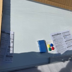 新品 ホワイトボード 60×90cm壁掛けタイプ オフィス用品 の画像