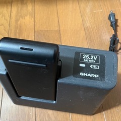 SHARP コードレス掃除機　ジャンク品の画像