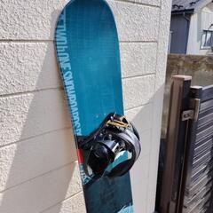 ボードTWO b ONE SNOWBOARD×ビンディングの画像