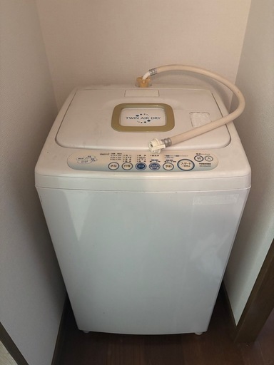 東芝　洗濯機　45L 2010年製