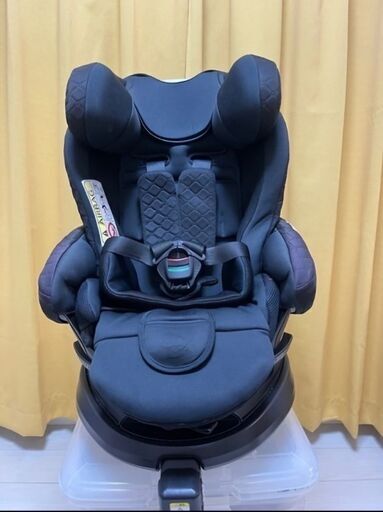 【取引中】アップリカ　フラディアグロウ　ISOFIX
