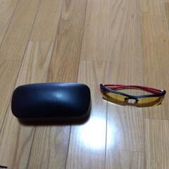 ナイキのメガネケースと度付きサングラス