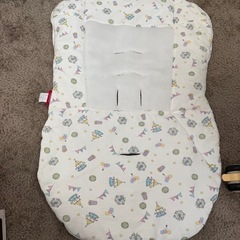 【ジャンク品】COMBI ネムリラ　ベビーベッドの画像