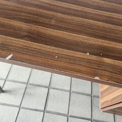 机ですの画像