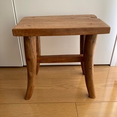 無印良品　にありそうな　アジアン　ミニテーブル