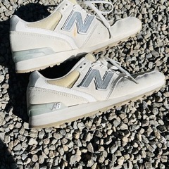 ニューバランス　996 23センチの画像