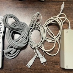 （取りに来てくださる方限定）テレビ　SHARPの画像