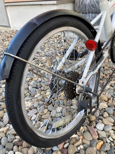折り畳み自転車　20インチ　6段変速機