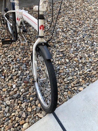 折り畳み自転車　20インチ　6段変速機