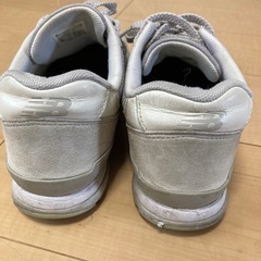 ニューバランス996 8月末処分　ただ今お話し中
の画像