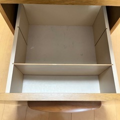 学習机用の引き出しの画像