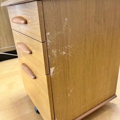 学習机用の引き出しの画像