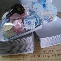 ジッパー ケーキトレー 菓子ギフト用　紙トレー　 50コ　在庫処分の画像