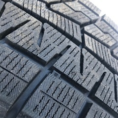 【スタッドレス】iceGUARD7 IG70  225/60R18 ４本の画像