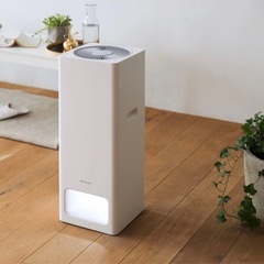 お値下げ！美品！BALMUDA The Pure ホワイト　空気清浄機　バルミューダ  A01A-WHの画像