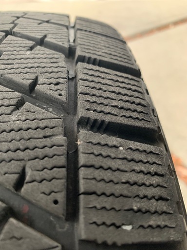 値下げ　バリ溝　2020年製　ブリヂストン　ブリザック VRX 195/65r15