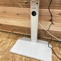 HM 2023年製 TOSHIBA 液晶テレビ 32V スタンド付き リモコン欠品の画像