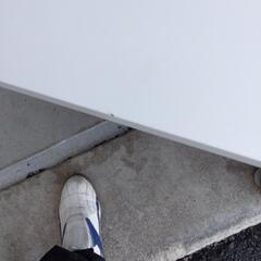 IKEA 子供用机 学習机 STUVA 白 木製 幅90cm 奥行49.5cm  高さ49.5cm イケア キッズデスクの画像
