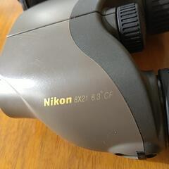 Nikonの双眼鏡の画像
