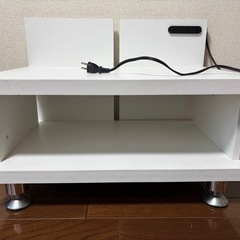 コンセント付きテレビ台の画像