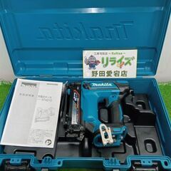 マキタ ST421D 充電式タッカ【野田愛宕店】【店頭取引限定】【中古】管理番号：IT60BNZ6V5CC