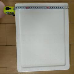 発泡スチロール　４個あります