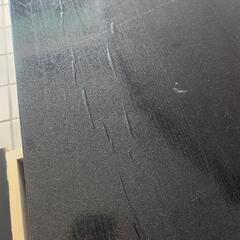 取引中  机 黒色の画像