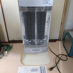 【取引完了】コロナ製遠赤外線ヒーター＆おまけ新品毛布