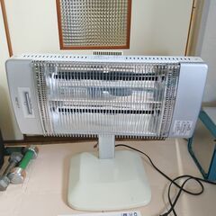 【取引完了】コロナ製遠赤外線ヒーター＆おまけ新品毛布の画像