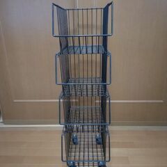 ワイヤーバスケットワゴン4段　中古品