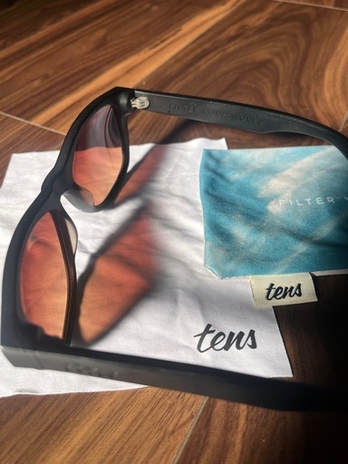 【超美品】tens ユニセックスサングラス 黒M　
