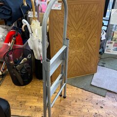 【リサイクルショップどりーむ鹿大前店】No.720　脚立　折りたたみ脚立　便利品　の画像