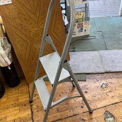 【リサイクルショップどりーむ鹿大前店】No.720　脚立　折りたたみ脚立　便利品　の画像