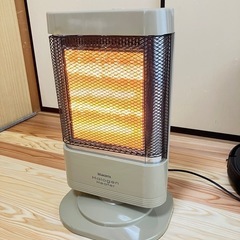 ハロゲンヒーター【受渡し限定】
