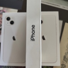 iPhone13  箱の画像