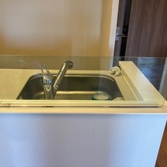 キッチンの水はね防止パネル